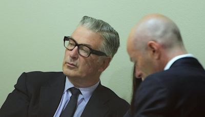 Las pruebas que hicieron que Alec Baldwin quede libre en el juicio: evidencias y no divulgaciones