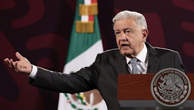 Aprobación a gestión de López Obrador baja a 61 % tras fervor poselectoral, según encuesta