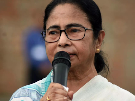 Bangladesh violence: West Bengal will take in refugees, says Mamata Banerjee | Kolkata News - Times of India