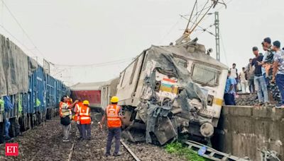 Mumbai Howrah Train Accident: List of trains cancelled after Mumbai-Howrah Mail derailed