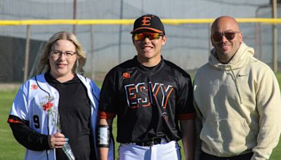 PHOTOS: Escanaba baseball hosts Parent’s Night