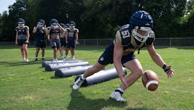 'Everything is about one team': Gulf Breeze football gearing up for 2024 season with new coach