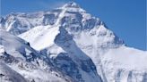 69-year-old Seattle man dies while climbing Mt. Everest