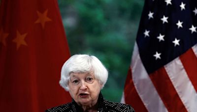 Yellen quiere un “bloque de oposición” del G7 al exceso de capacidad industrial de China - La Tercera