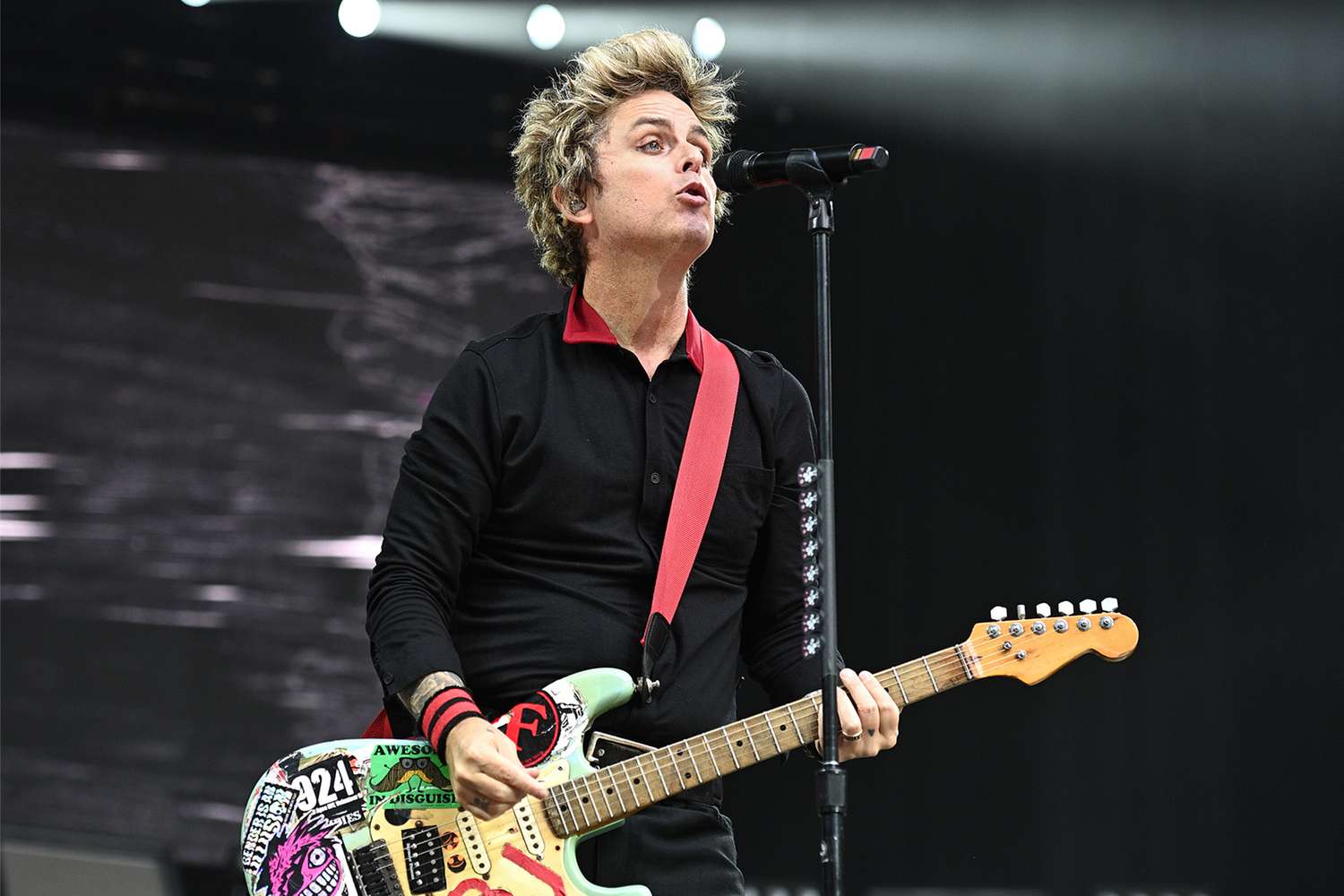 Green Day rushed off stage during Detroit concert after unauthorized drone flies over show