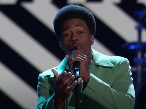 ‘The Voice’ Playoffs: Nathan Chester Channels James Brown For Beatles Cover