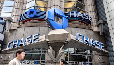 Chase Bank is referring check fraud 'glitch' incidents to authorities