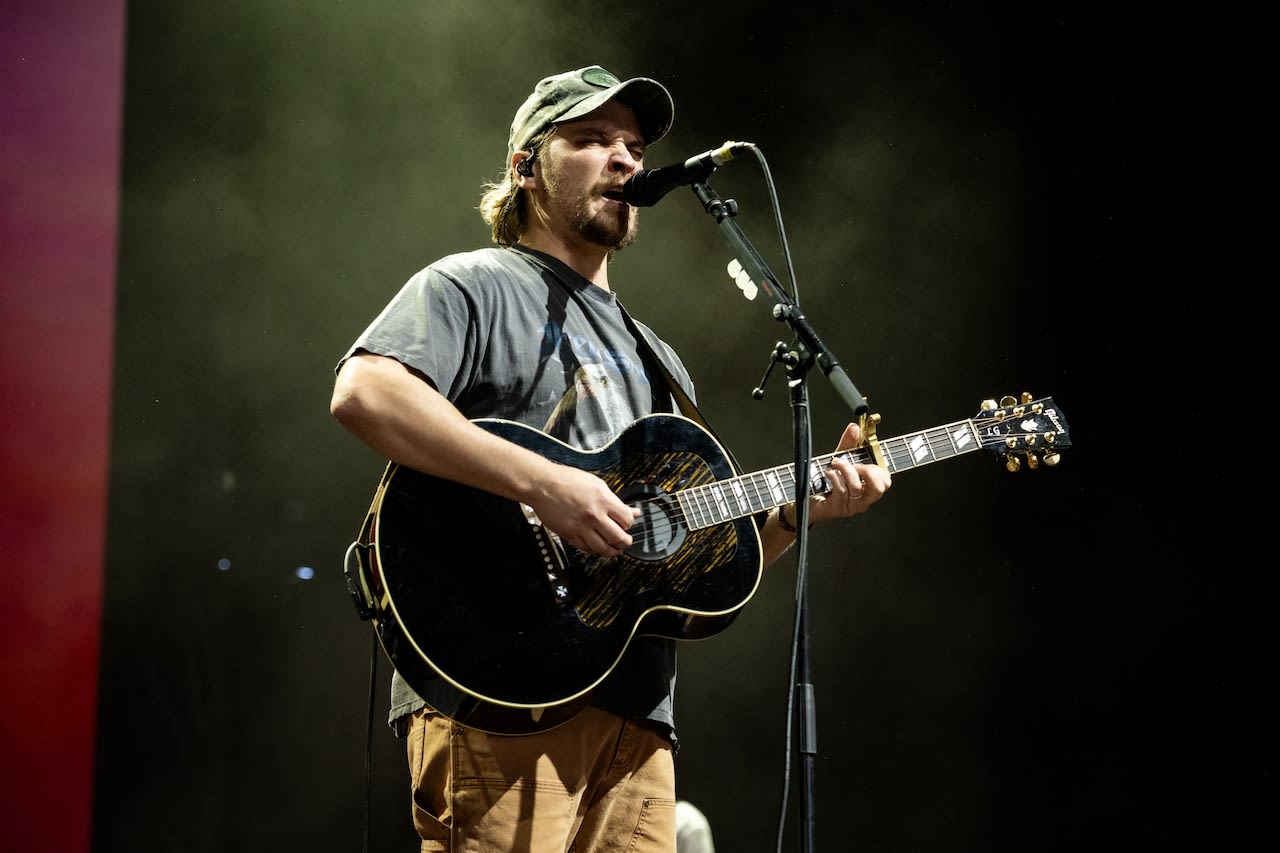 ‘Yellowstone’ cowboy heartthrob to bring his country tour to Cleveland