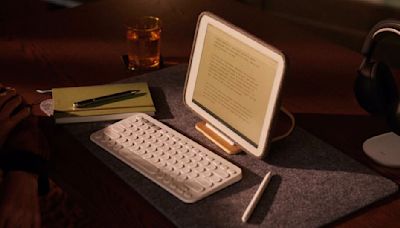 The Daylight DC-1 is an exciting cross between a Kindle and an iPad – with an LCD screen that looks like E ink