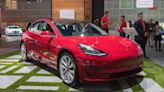 Tesla introduce la Advertencia de somnolencia del conductor