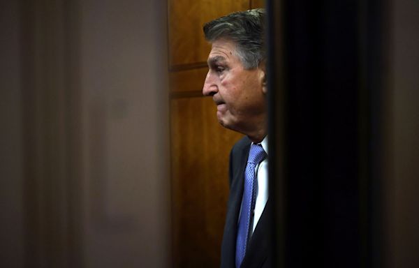 Sen. Joe Manchin leaves the Democratic Party and registers as an independent