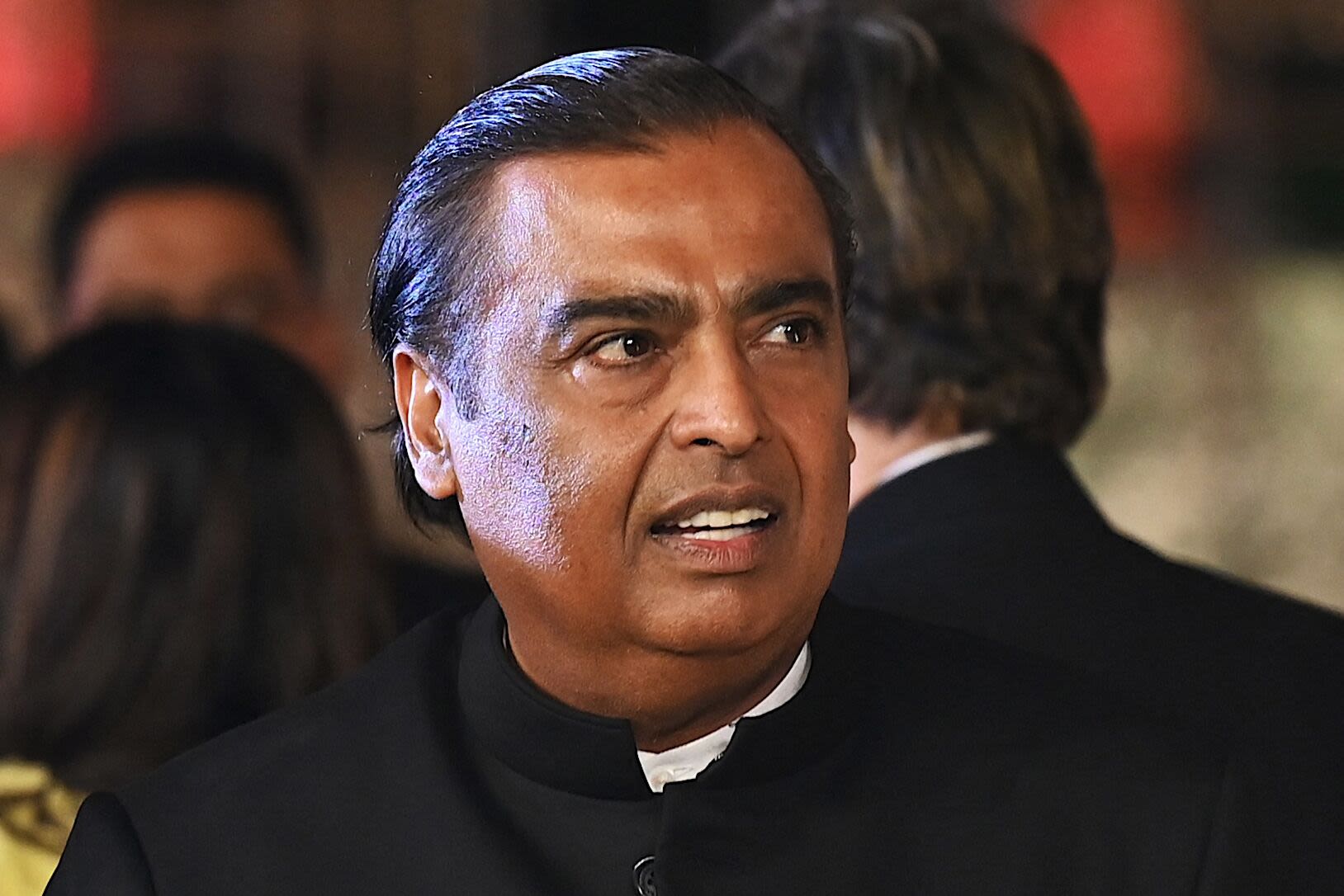 Tycoon Ambani Sets Sights on Africa With Telecom Venture