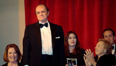 Bob Newhart mourned by Carol Burnett, Kaley Cuoco, Judd Apatow, Al Franken and more