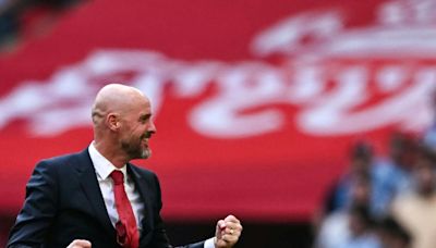 Erik ten Hag renueva como técnico del Manchester United hasta 2026