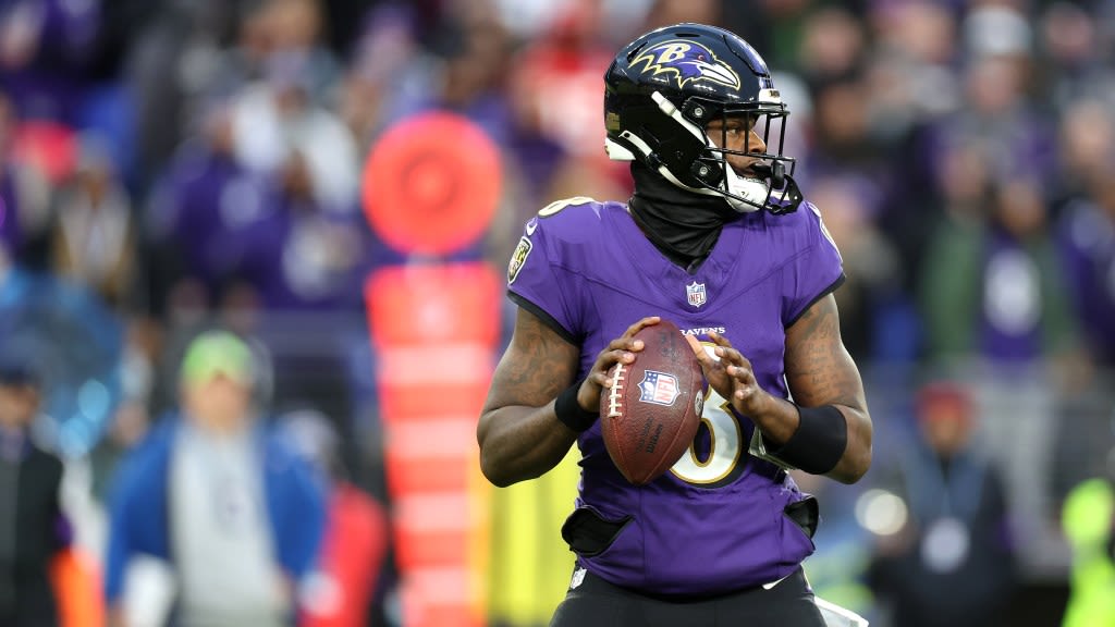 Ravens RB Derrick Henry says he's ready to take pressure off of QB Lamar Jackson