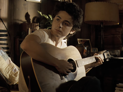 ‘A Complete Unknown’ Trailer: Timothée Chalamet Transforms Into Bob Dylan and Sings ‘A Hard Rain’s A‐Gonna Fall’