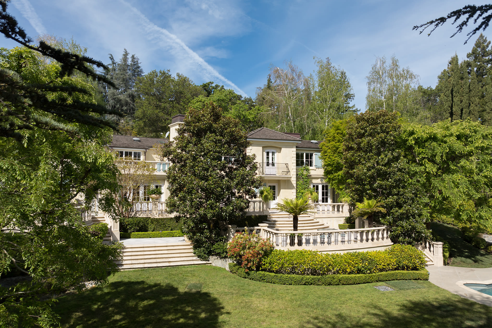 Silicon Valley tech titan selling Atherton estate for $25M