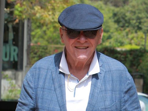 Sir Anthony Hopkins spotted dining at famous Malibu hotspot