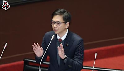 徐欣瑩也想選內政委員會召委 「尊重資深」牛煦庭禮讓成全