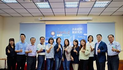 上任首度拜會高市議會黨團 柯志恩：攜手黨團為高雄打拚！