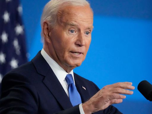 Biden llama "vicepresidenta Trump" a Kamala Harris durante su rueda de prensa en la OTAN