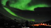 El peligro que esconden las auroras boreales: ¿puede colapsar Internet a nivel mundial?