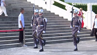 三軍儀隊撤出中正紀念堂銅像大廳！林宜瑾：這個小小改變實在等太久