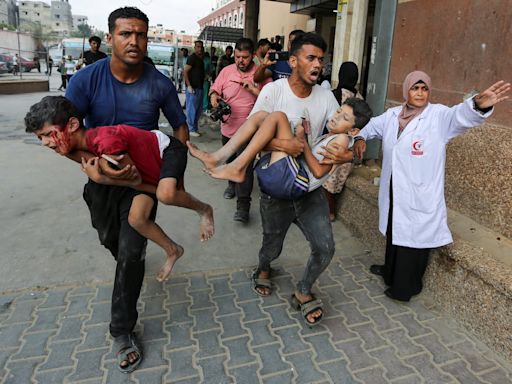 Guerra entre Israel y Gaza, en directo | Israel bombardea una zona humanitaria del sur de Gaza y deja al menos 27 muertos apenas horas después de que el ejército pidiera una evacuación