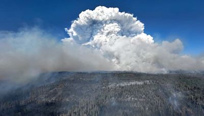 Several blazes, including a ‘megafire,’ growing in Oregon amid dry fuel and high temperatures