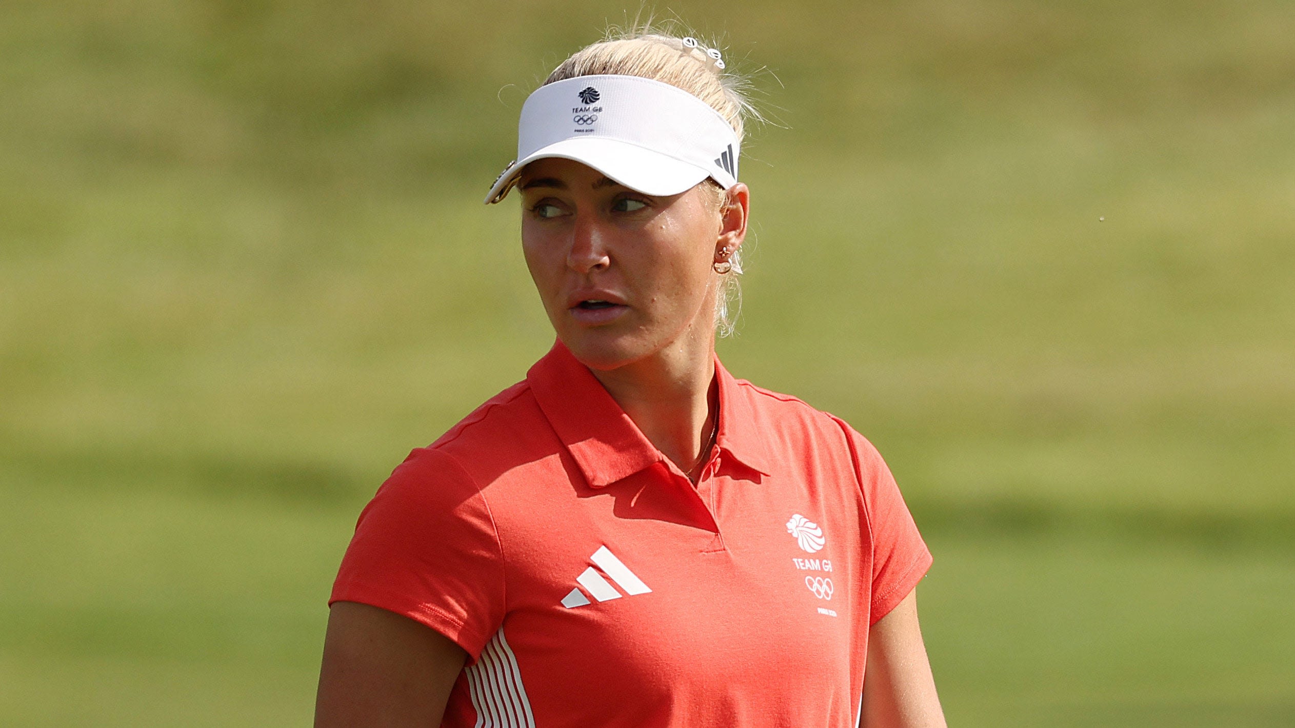 This Olympic golfer is prohibited from smoking. Has it hurt her chances?