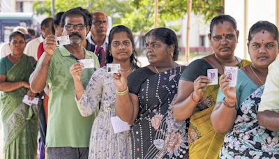 Mumbai Lok Sabha Elections 2024 LIVE: Polling begins for 13 Lok Sabha seats in Maharashtra; Industrialist Anil Ambani, Actor Akshay Kumar cast vote