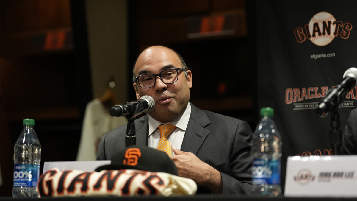 Giants owner Johnson defends Zaidi's ‘difficult' decision-making