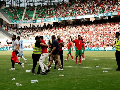 El escándalo no termina en París 2024: Argentina pide que le den los puntos ante Marruecos tras gol anulado después de dos horas - La Tercera