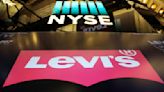 Levi Strauss director Friedman sells shares worth nearly $399k By Investing.com