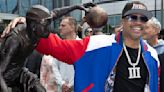 Allen Iverson immortalized with sculpture alongside 76ers greats Erving and Chamberlain - Times Leader