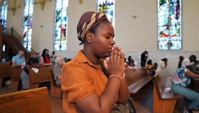 Haitians in Ohio find solidarity at church after chaotic week of false pet-eating claims