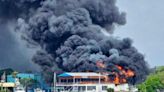 Popular Destin restaurant burns in spectacular noon fire