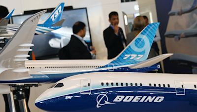 Boeing Shares Decline After CFO Walks Back 2024 Cash-Flow Target