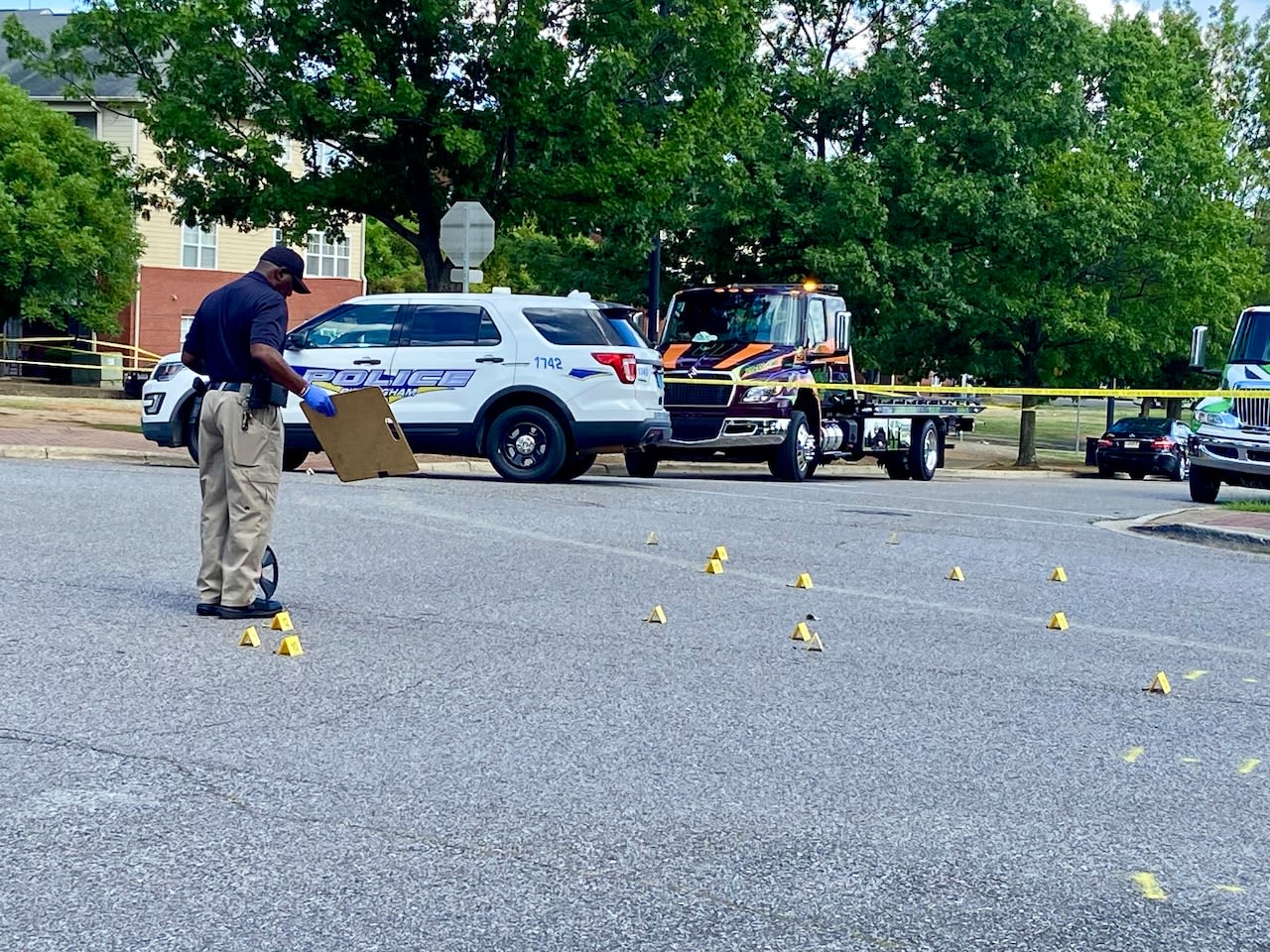 Downtown Birmingham shootout leaves 1 dead; multiple guns used, more than 50 rounds fired