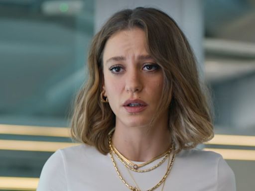 'Thank You, Next' Review: Serenay Sarikaya brings comedic brilliance to Netflix's Turkish rom-com series