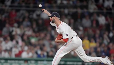 Red Sox place RHP Chris Martin on the 15-day injury list because of anxiety