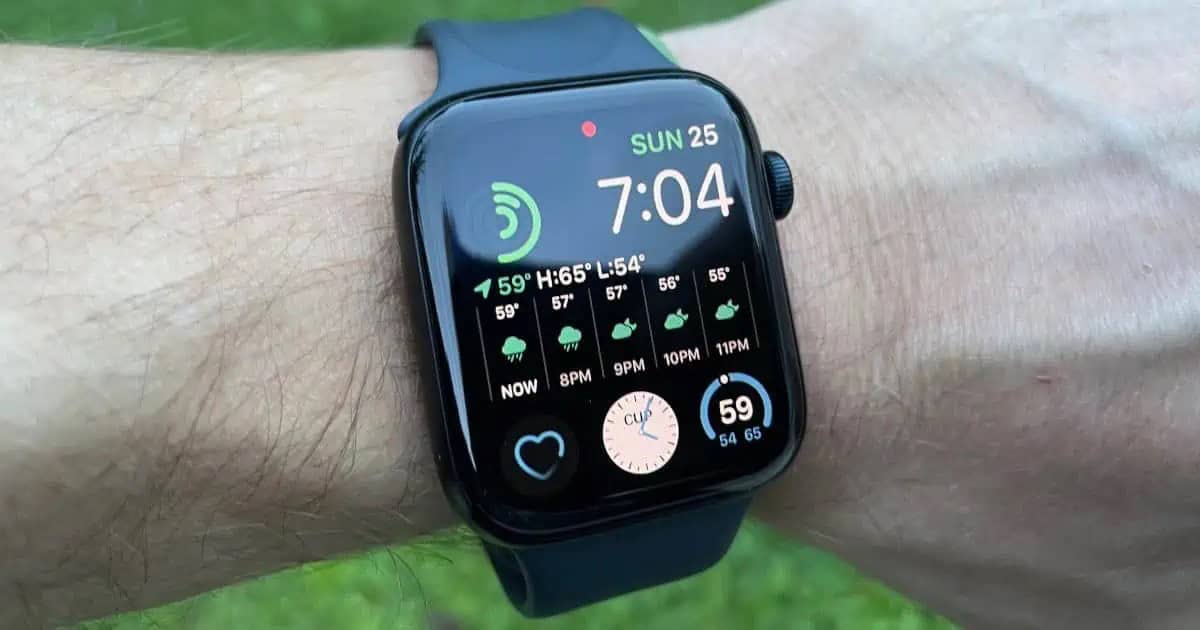 Apple Watch SE 2nd Gen Review: Still Worth It After 2 Years?