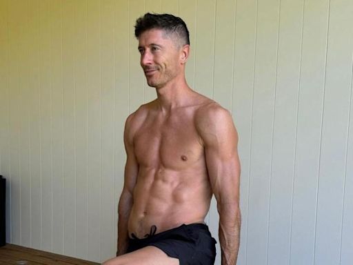 Lewandowski sigue a tope en sus vacaciones