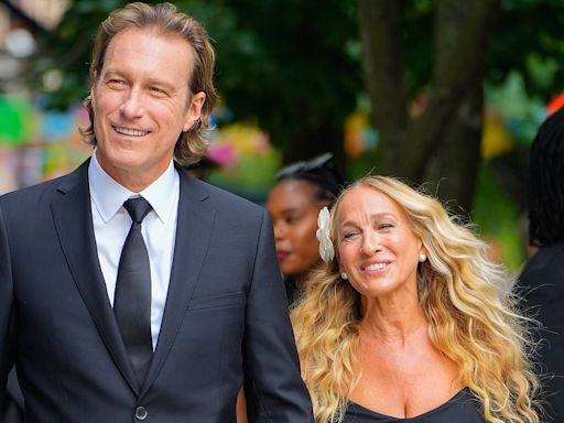Sarah Jessica Parker and John Corbett film And Just Like That...in NYC
