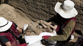 Encontraron una momia preincaica de más de 1000 años de antigüedad con partes de piel y cabellos