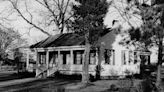 Boscobel Cottage: Built in 1829, one of the oldest plantation houses in Northeast Louisiana