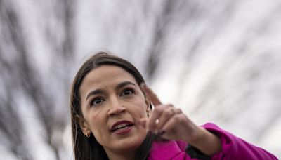 AOC Brutally Roasts Vivek Ramaswamy Over Wild RNC Speech