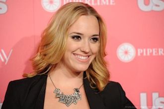 Andrea Bowen