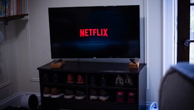 Netflix falls on tepid forecast, signal to end subscriber gains