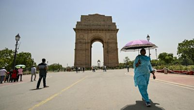 Rising Temperatures Imperil India’s Growth Prospects